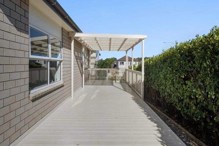 Photo of property in 231 Jeffs Road, Flat Bush, Auckland, 2016