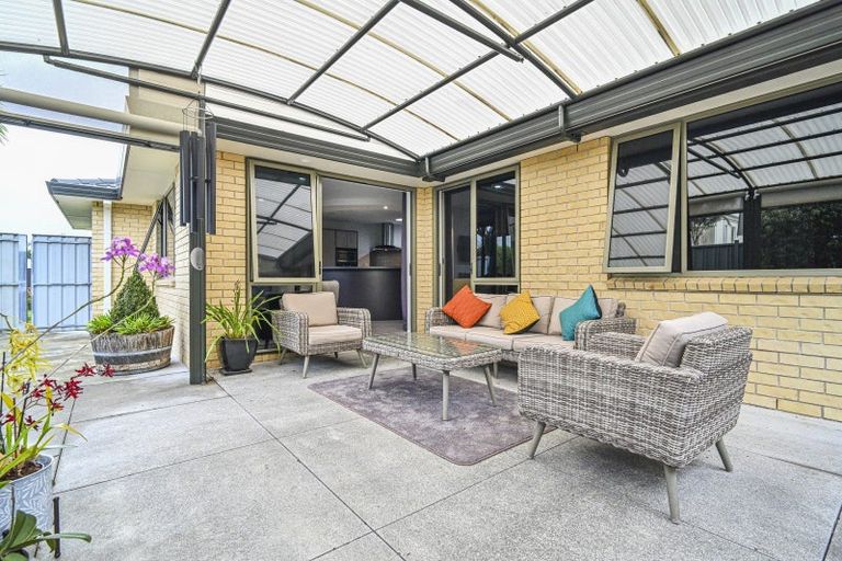 Photo of property in 95 Ferry Road, Clive, 4102