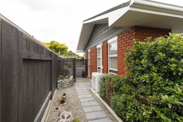 Photo of property in 14a Cecil Place, Cloverlea, Palmerston North, 4412