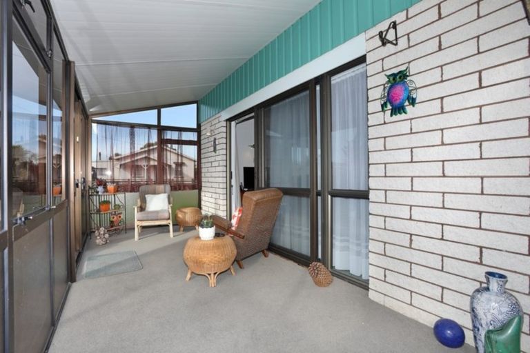 Photo of property in 1/10 Oxford Street, Marton, 4710