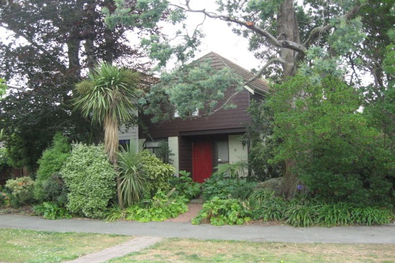 Photo of property in 2/37 Tomes Road, St Albans, Christchurch, 8052