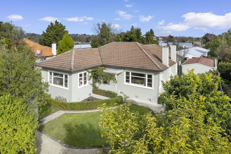 Photo of property in 10 Manuka Street, Hokowhitu, Palmerston North, 4410