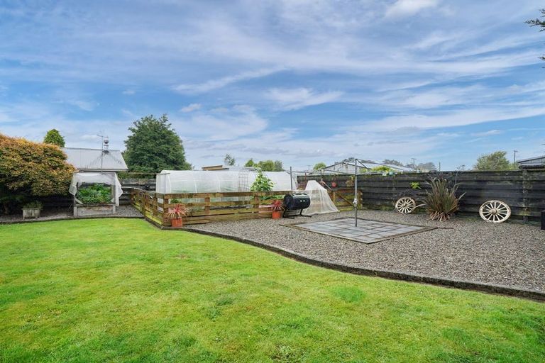 Photo of property in 89 Dalwharn Street, Wallacetown, 9816