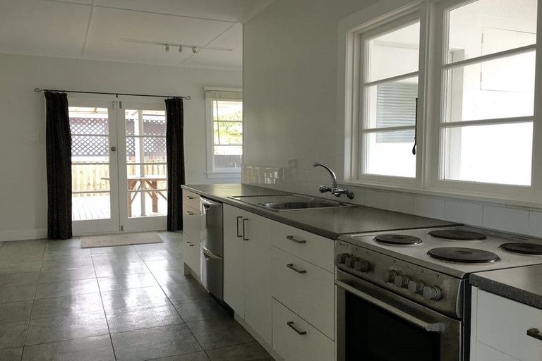 Photo of property in 35 Vale Road, Riverside, Whangarei, 0112