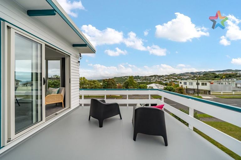 Photo of property in 49 Cypress Drive, Maungaraki, Lower Hutt, 5010