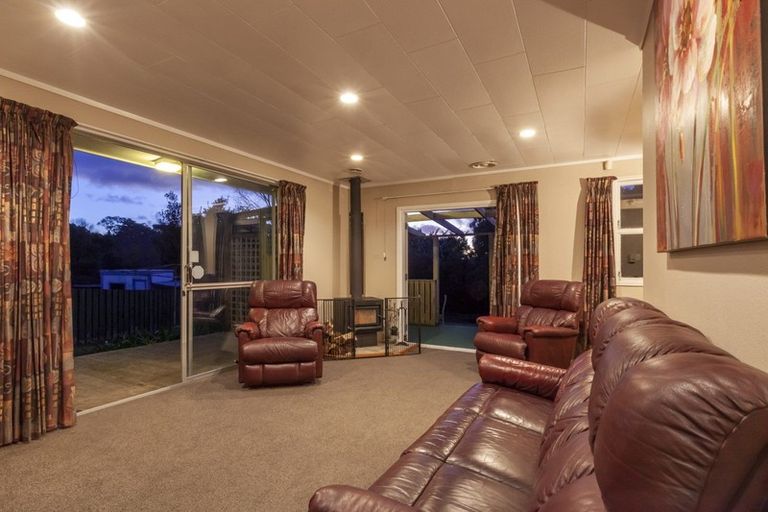 Photo of property in 216 Main Road South, Raumati South, Paraparaumu, 5032