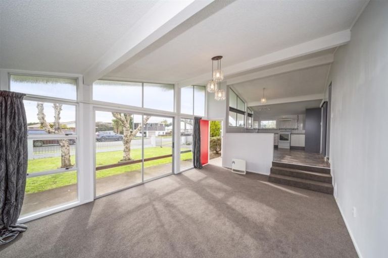 Photo of property in 22 Iredale Road, Hawera, 4610