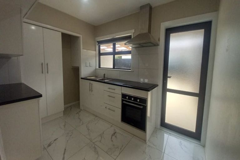 Photo of property in 2/72 Rosella Road, Mangere East, Auckland, 2024