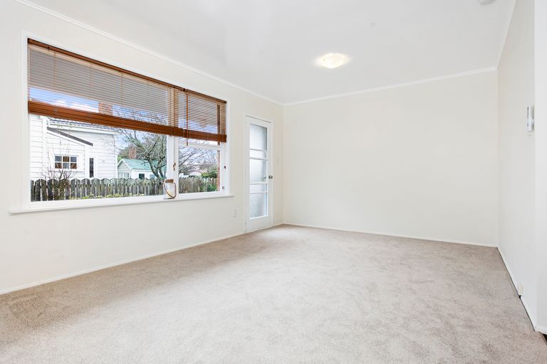 Photo of property in 43b Hamilton Road, Cambridge, 3434