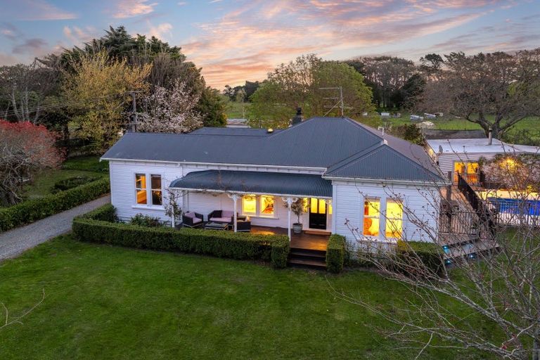 Photo of property in 399 Dalefield Road, Dalefield, Carterton, 5791