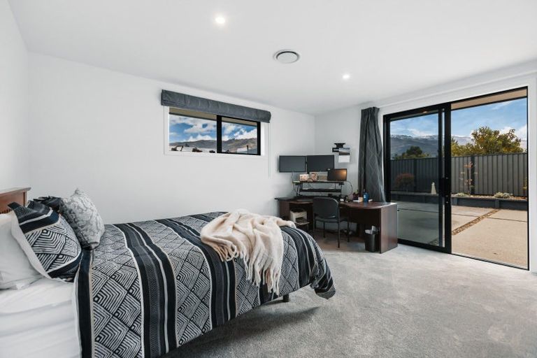 Photo of property in 39 Missy Crescent, Mount Pisa, Cromwell, 9383