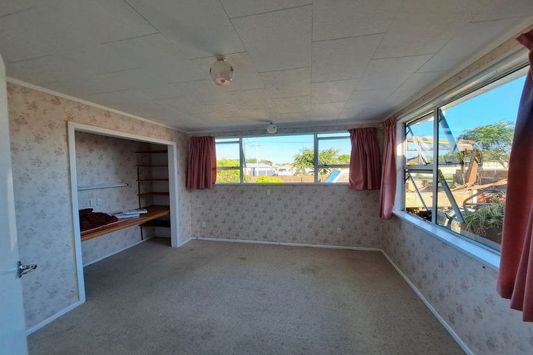 Photo of property in 43 Wynyard Street, Normanby, Hawera, 4614