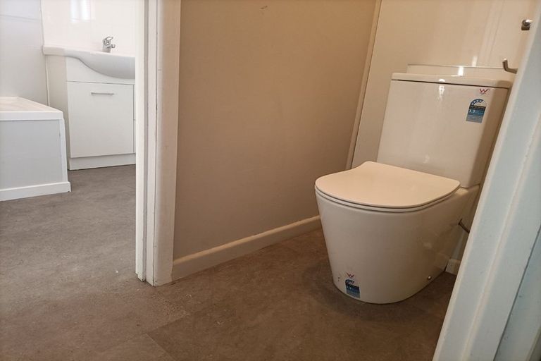 Photo of property in 40 Colombo Road, Waiuku, 2123