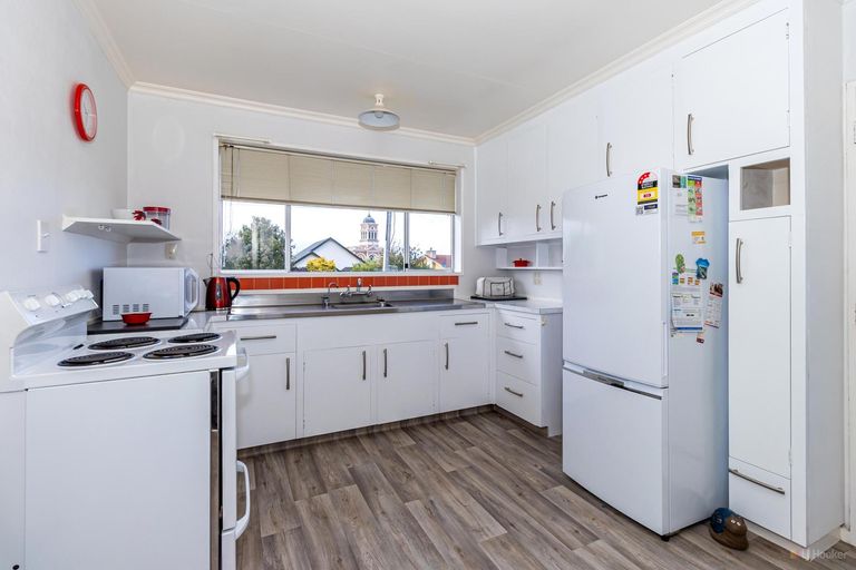 Photo of property in 10a Churchill Place, Waimate, 7924