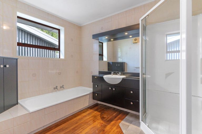 Photo of property in 37 Gerrard Road, Winton, 9720