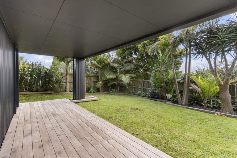 Photo of property in 45a Gulf View Road, Murrays Bay, Auckland, 0630