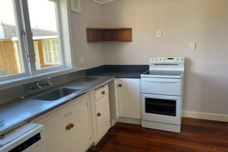 Photo of property in 10 Millar Street, Te Aroha, 3320