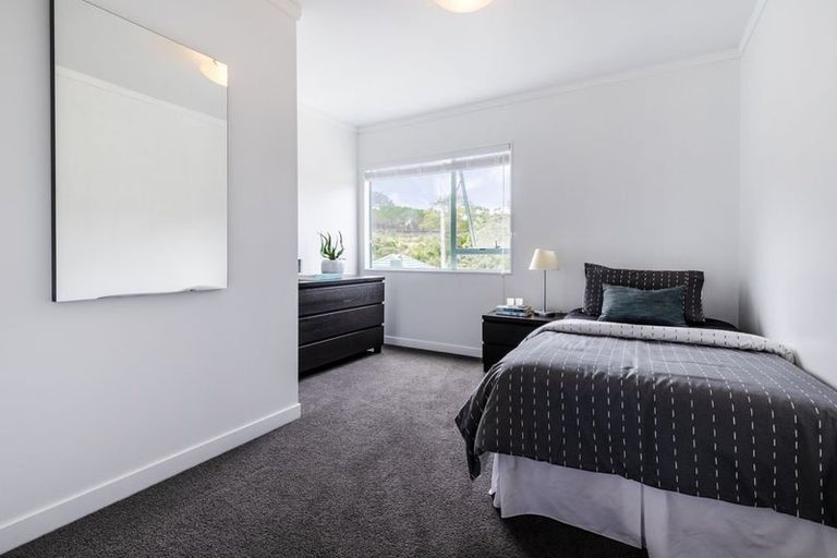 Photo of property in 7/351 West Coast Road, Glen Eden, Auckland, 0602