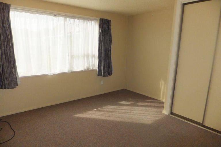 Photo of property in 2/33 Cavendish Road, Casebrook, Christchurch, 8051