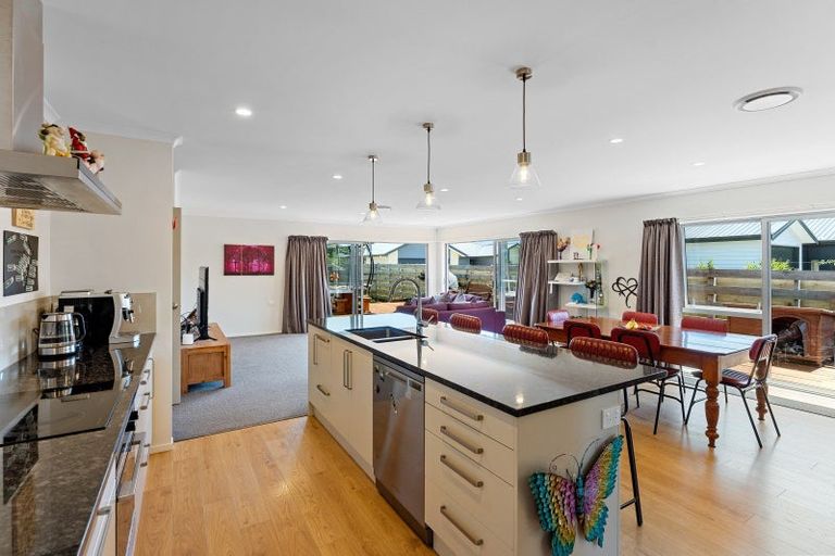 Photo of property in 12 Tamihana Street, Otaki, 5512