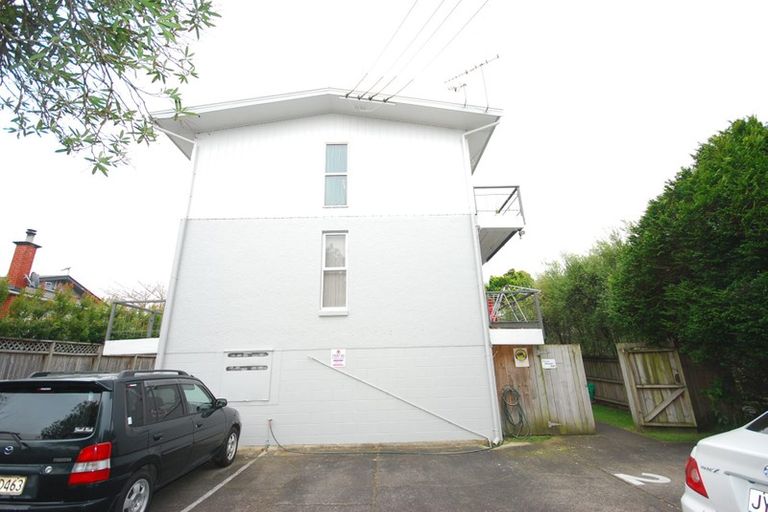 Photo of property in 9/825 New North Road, Mount Albert, Auckland, 1025