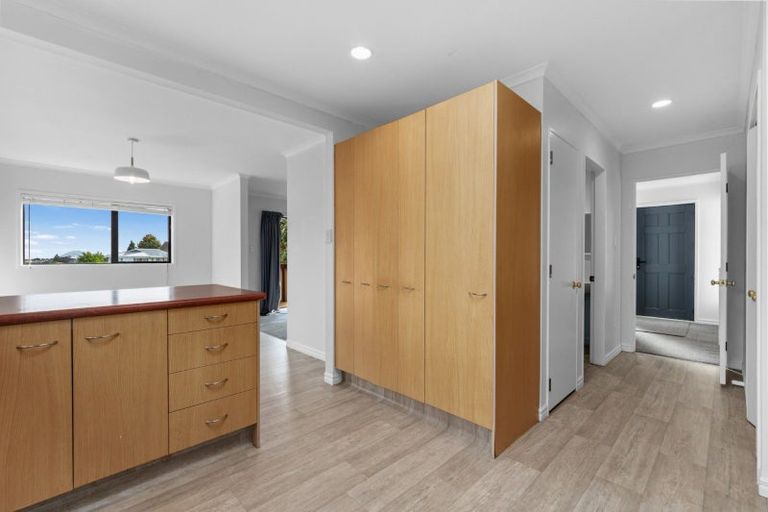 Photo of property in 14b Portland Street, Welcome Bay, Tauranga, 3112