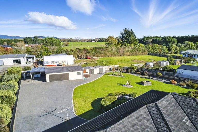 Photo of property in 51 Garth Road, Levin, 5571