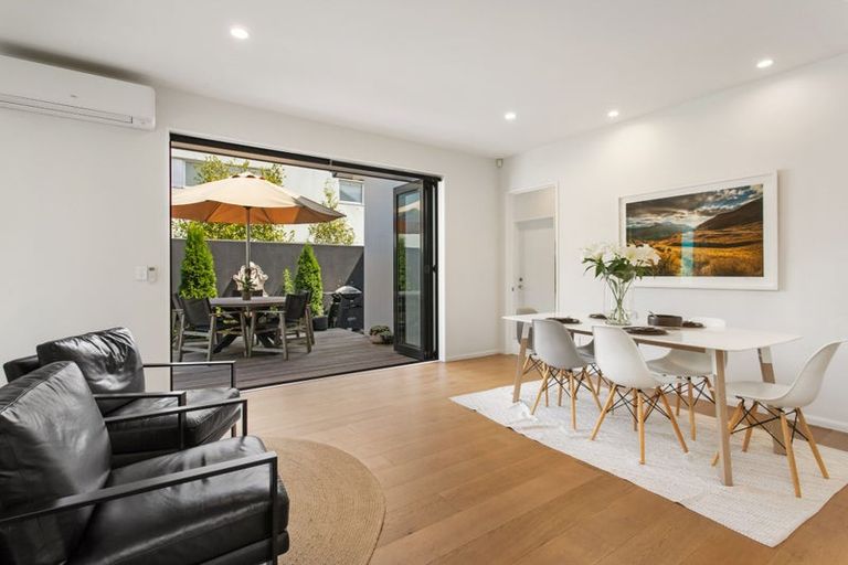 Photo of property in 97b Fendalton Road, Fendalton, Christchurch, 8014