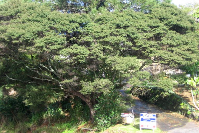 Photo of property in 351 Triangle Road, Massey, Auckland, 0614