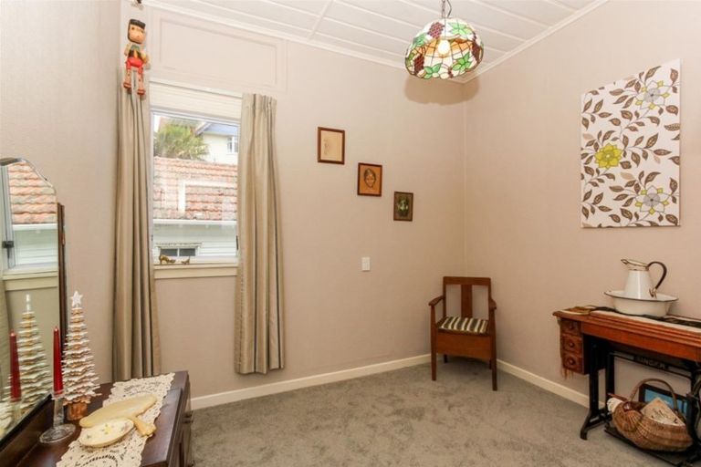 Photo of property in 85 Gover Street, New Plymouth, 4310