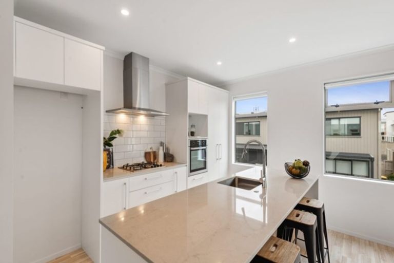 Photo of property in 25 Bonnette Road, Flat Bush, Auckland, 2019