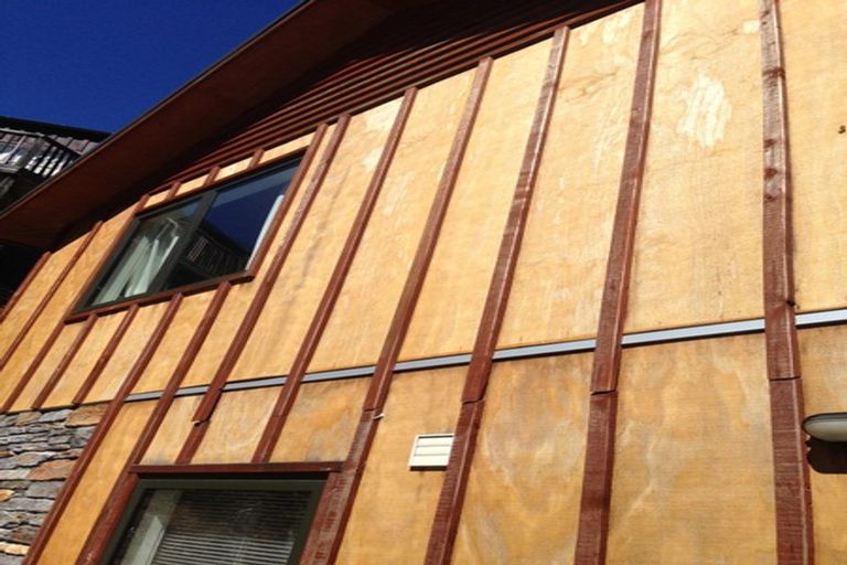 Photo of property in 229a Fernhill Road, Sunshine Bay, Queenstown, 9300