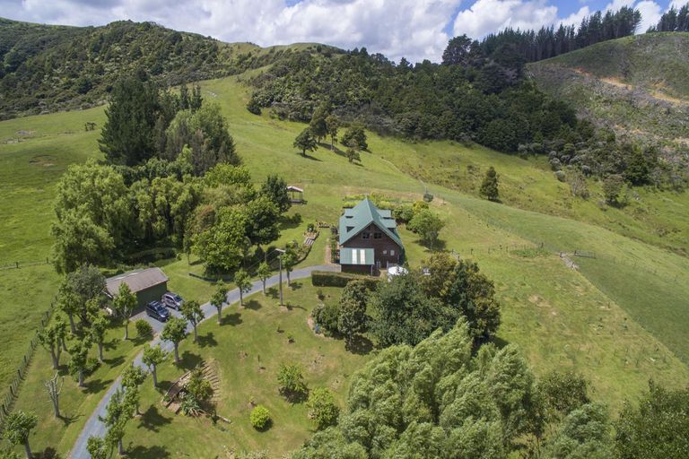 Photo of property in 64 Dennis Road, Kaipara Flats, Warkworth, 0981
