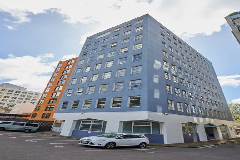 Photo of property in Molesworth House, 9/101a Molesworth Street, Thorndon, Wellington, 6011