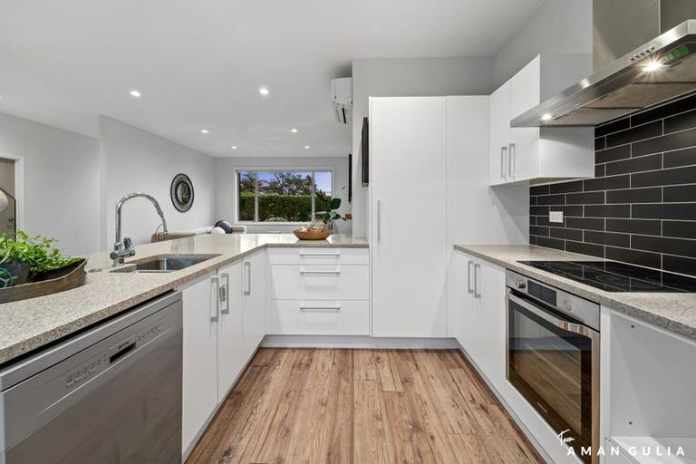 Photo of property in 284 Schnapper Rock Road, Schnapper Rock, Auckland, 0632