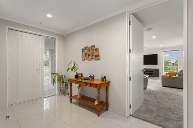 Photo of property in 1 Tanu Place, Parklands, Christchurch, 8083