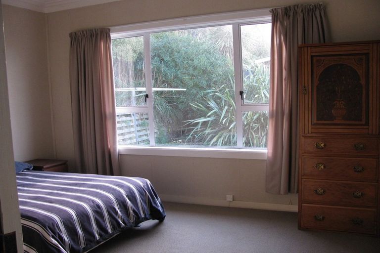 Photo of property in 50 Middleton Road, Kew, Dunedin, 9012