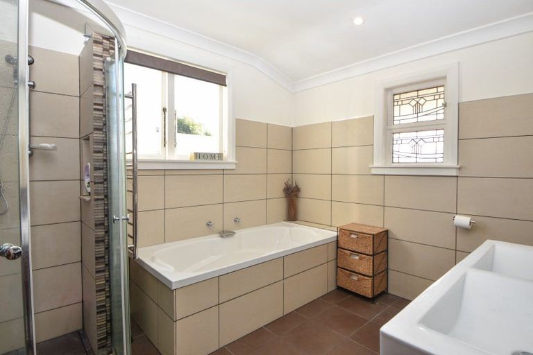 Photo of property in 24 Hilton Road, Carterton, 5713