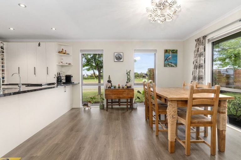 Photo of property in 66 Preston Avenue, West Melton, 7618