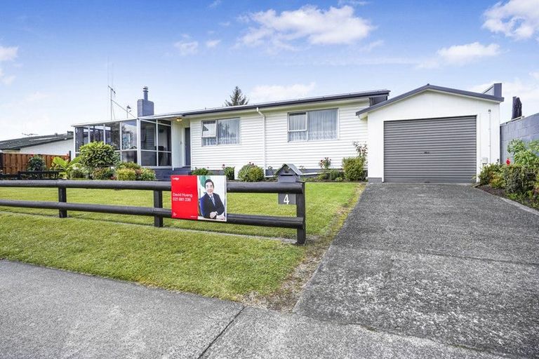 Photo of property in 4 Totara Drive, St Andrews, Hamilton, 3200