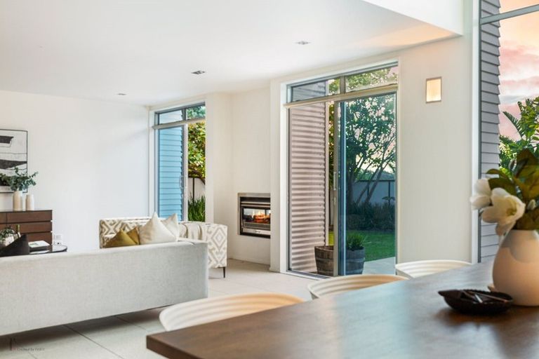 Photo of property in 7 Rangi Avenue, Schnapper Rock, Auckland, 0632