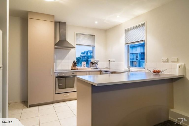 Photo of property in 3/19 Waihi Way, East Tamaki, Auckland, 2013