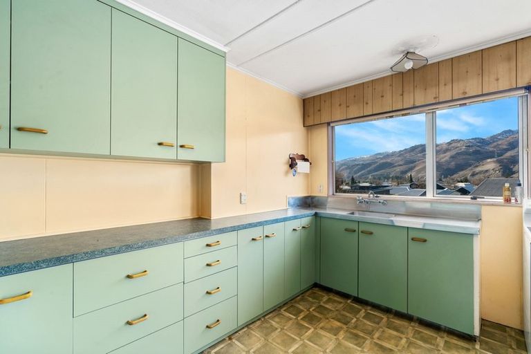 Photo of property in 56 Molyneux Avenue, Cromwell, 9310