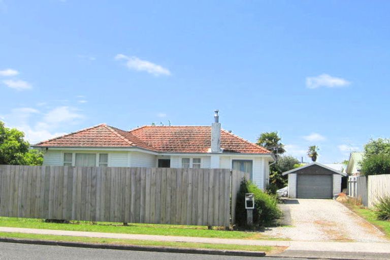Photo of property in 12 Ngarongo Street, Te Kuiti, 3910