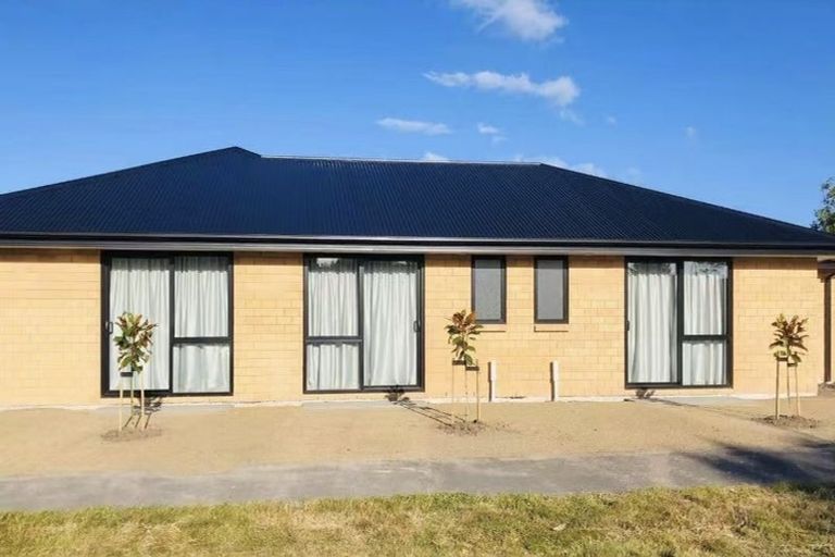 Photo of property in 2 Tika Street, Riccarton, Christchurch, 8041
