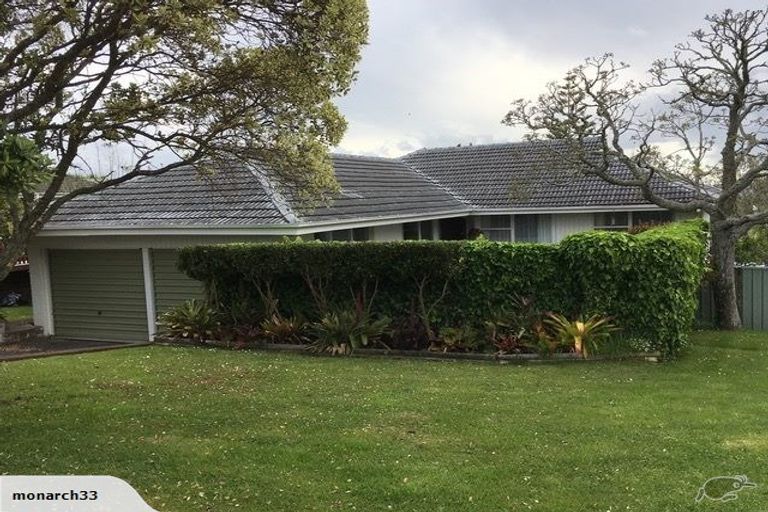 Photo of property in 8 Pine Terrace, Howick, Auckland, 2014