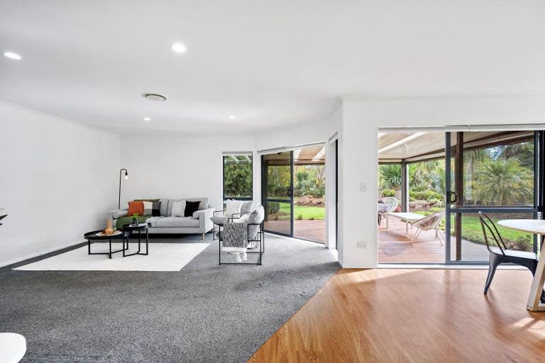 Photo of property in 8 Maddendale Place, Maungakaramea, Whangarei, 0178