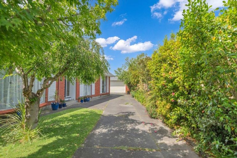 Photo of property in 39 Raxworthy Street, Ilam, Christchurch, 8041