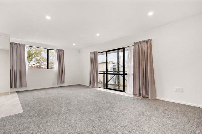 Photo of property in 67b Redcrest Avenue, Red Hill, Papakura, 2110