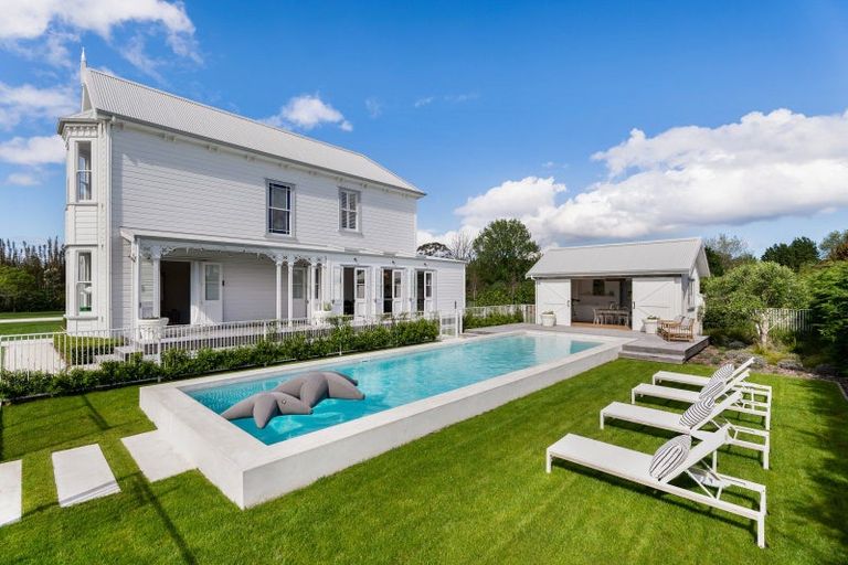 Photo of property in 130 Omaha Flats Road, Tawharanui Peninsula, Warkworth, 0986